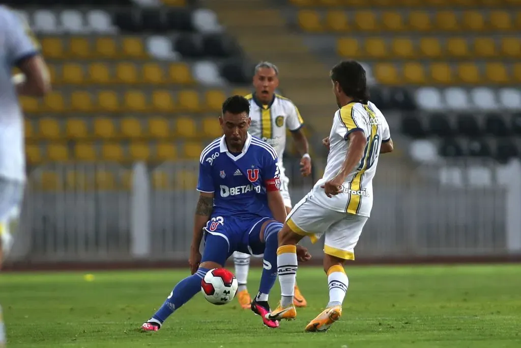 Nery Domínguez fungió como capitán de la U en la Copa de Verano. | Foto: Photosport