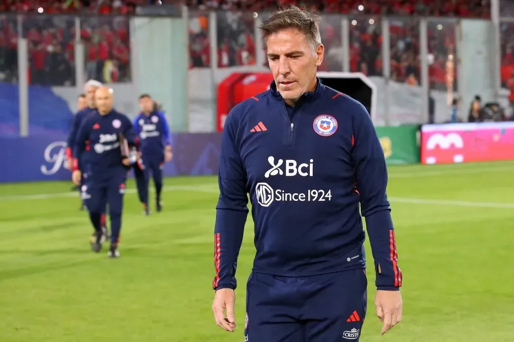 Eduardo Berizzo en el empate de Chile ante Paraguay, su último partido al mando de la dirección técnica de la Roja.  (Pepe Alvújar/Photosport).