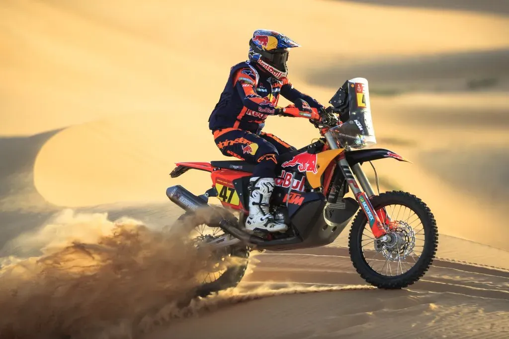 Kevin Benavides de Red Bull KTM Factory Racing también forma parte de la lista de pilotos del Dakar 2024. Foto: Red Bull Content Pool.