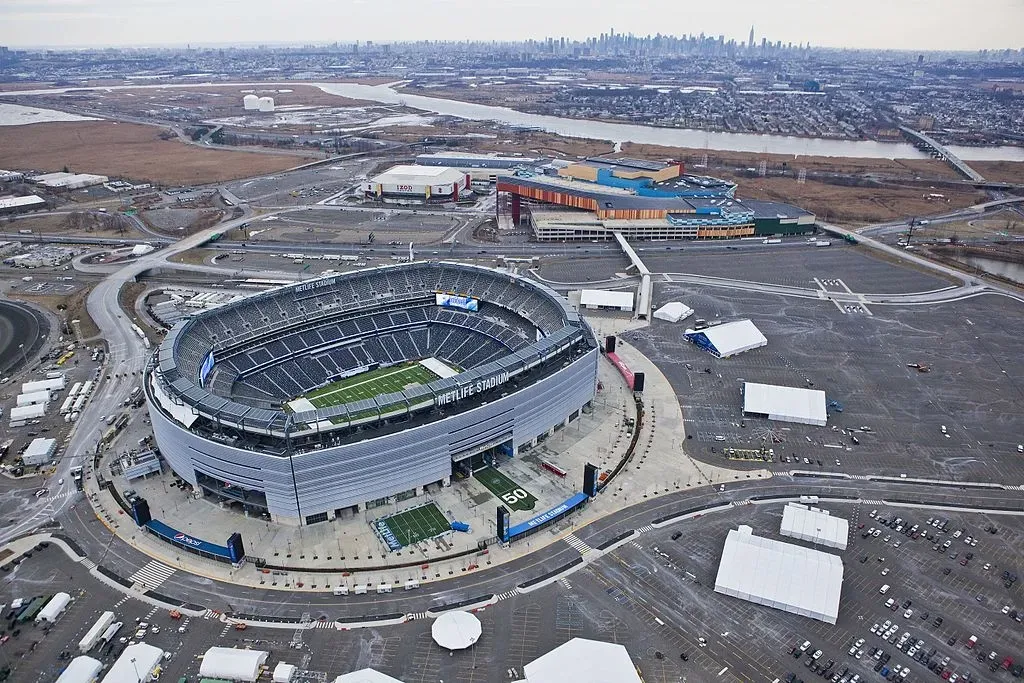 El Metlife Stadium en una toma panorámica. En los estacionamientos se instalan cientos de “barbacoas”