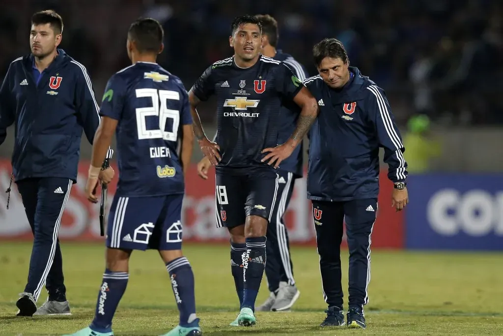 Ángel Hoyos logró en 2017 lo mismo, aunque fue campeón con Universidad de Chile. Foto: Javier Torres/Photosport