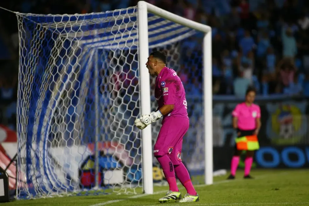 El Loco Castillo fue protagonista en la definición del ascenso de Iquique. Foto: Alex Diaz/Photosport