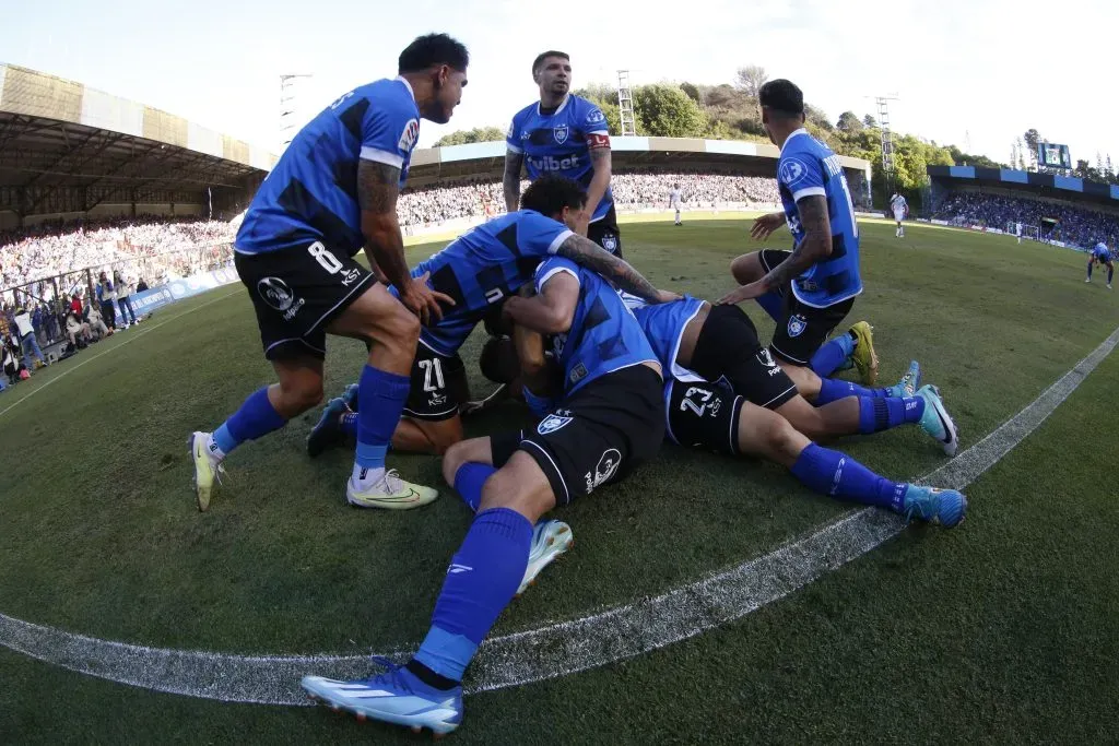 Caamaño lamenta el nivel del fútbol chileno.