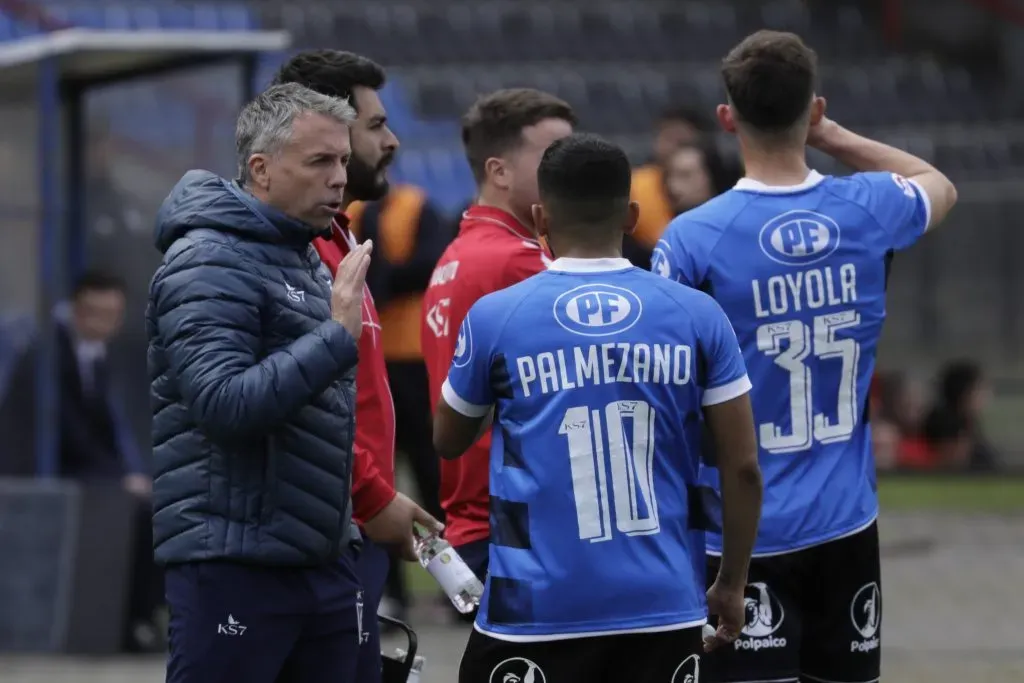 Históricos de Universidad de Chile aseguran que es clave el trabajo del camarín azul. Foto: Eduardo Fortes/Photosport