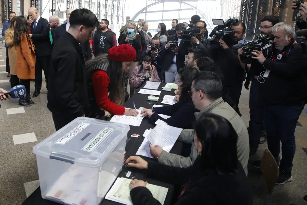 Santiago, 5 de mayo de 2023.
Gobierno y Servel realizan ejercicio practico de votacion.

Dragomir Yankovic/Aton Chile