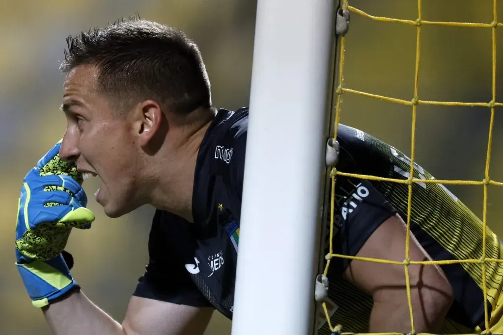 ¿Ocupará los guantes de titular Ignacio González en el arco de Everton? | Foto: Photosport.