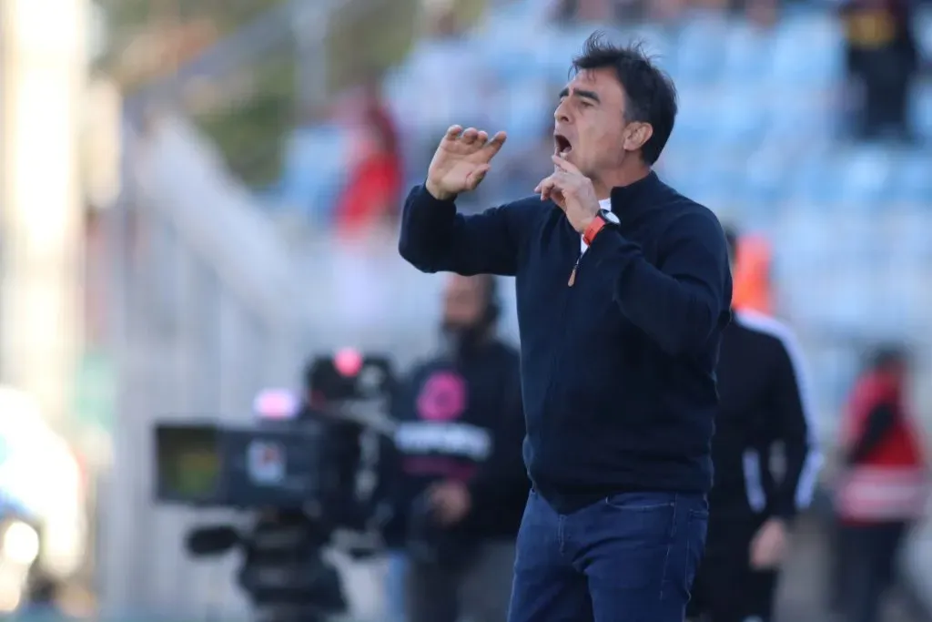 Gustavo Quinteros lamenta las palabras del CSD Colo Colo. Foto: Jorge Loyola/Photosport