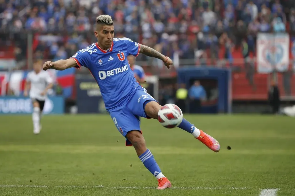 Leandro Fernández fue el goleador de la U con 10 tantos en la temporada. Foto: Felipe Zanca/Photosport