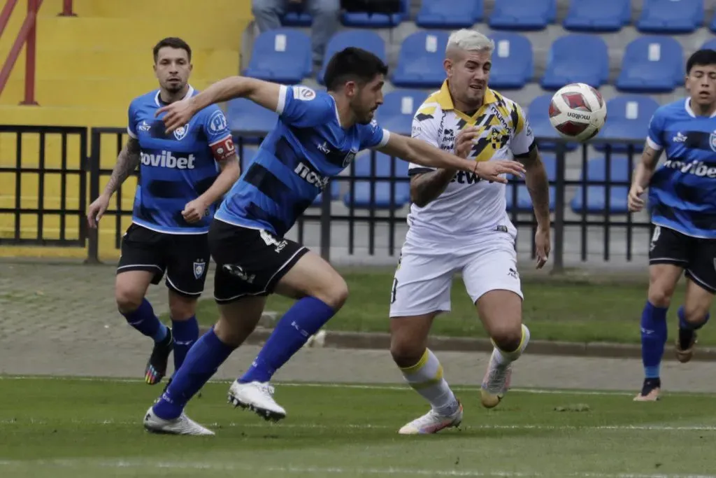 Rodrigo Holgado fue el segundo goleador del torneo con 16 goles, donde cuatro de ellos se los anotó a la U. Foto: Eduardo Fortes/Photosport