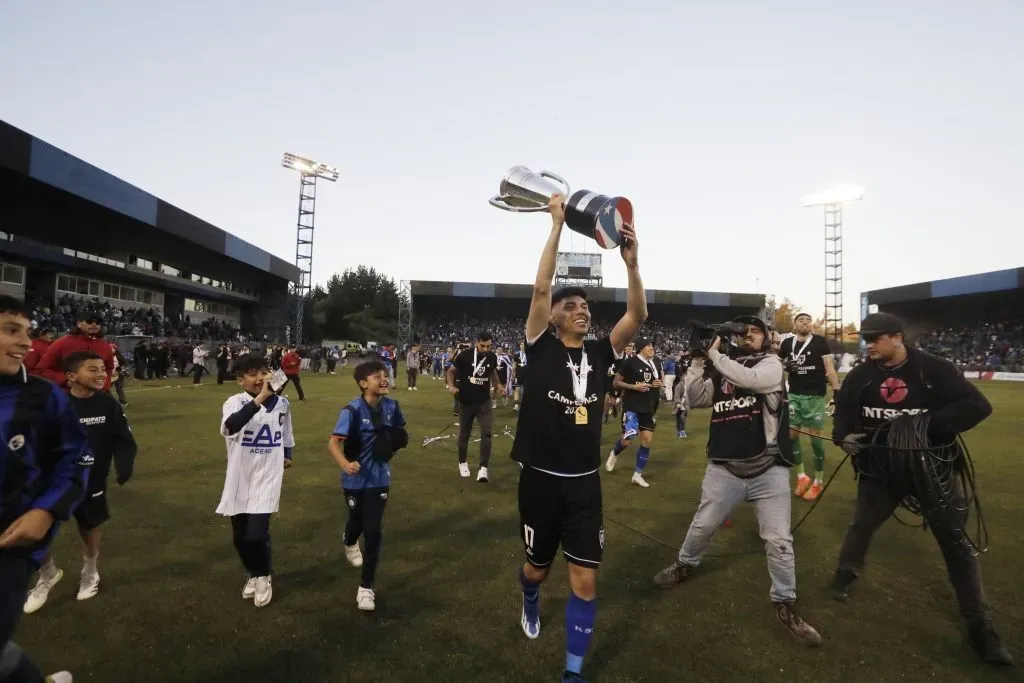 Huachipato se coronó campeón del fútbol chileno en 2023. | Foto: Eduardo Fortes / Photosport