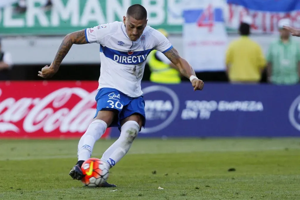 Fernando Zampedri tendrá además la misión de contener a Nicolás Castillo en la UC 2024.