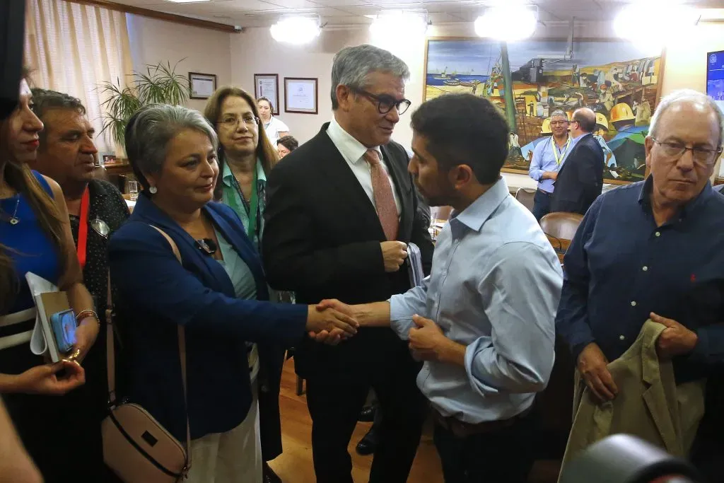 El diputado Juan Santana valoró la decisión del Gobierno de apoyar la propuesta “3 + 3” en materia del 6% adicional (Foto: Sebastian Cisternas – Aton)