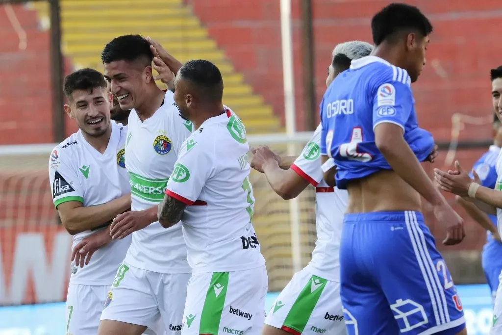 El volante era seguido desde el año pasado por la U. Foto: Javier Salvo/Photosport