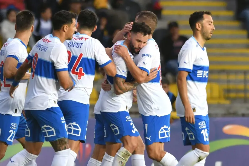 Eugenio Mena marcó el gol del triunfo de la UC después de su grave lesión. Foto: Photosport.