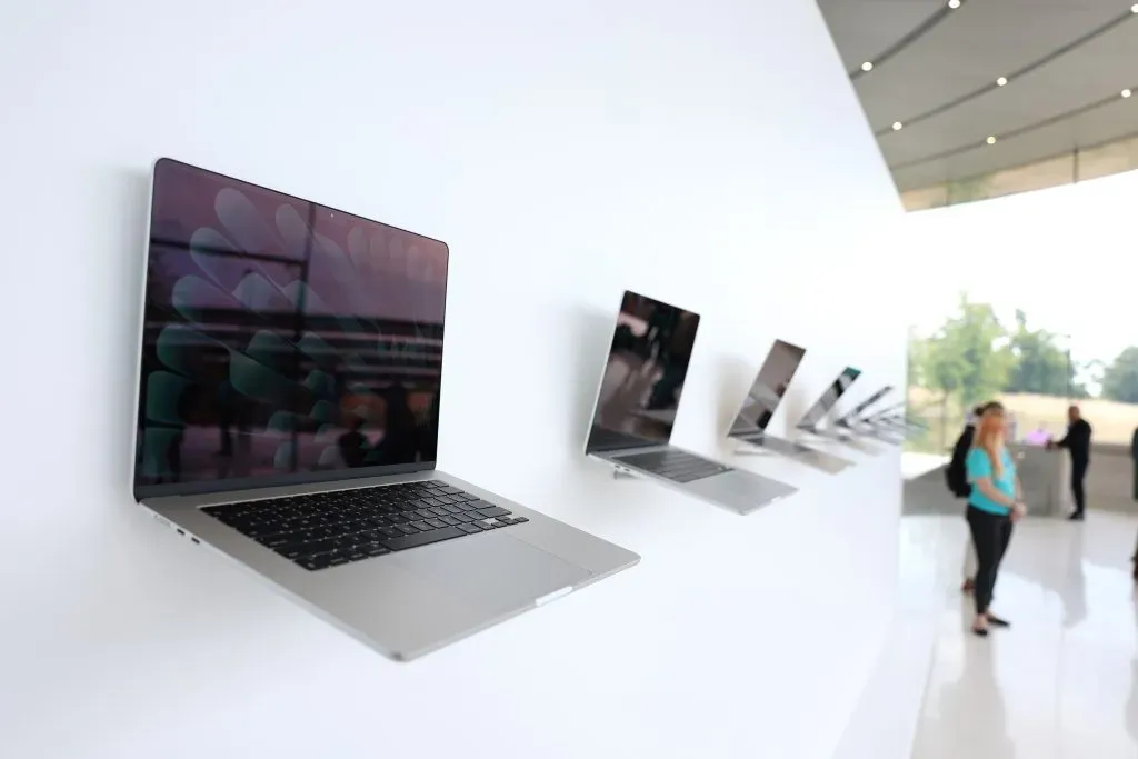 CUPERTINO, CALIFORNIA – JUNE 05: The new Apple 15-inch Macbook Air is displayed during the Apple Worldwide Developers Conference on June 05, 2023 in Cupertino, California. Apple CEO Tim Cook kicked off the annual WWDC23 developer conference with the announcement of the new Apple Vision Pro mixed reality headset. (Photo by Justin Sullivan/Getty Images)