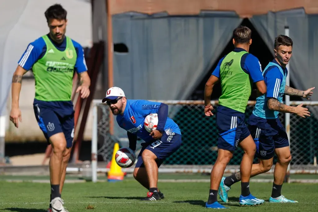 Gustavo Álvarez quiere equilibrio psicológico en su plantel. Foto: U. de Chile.