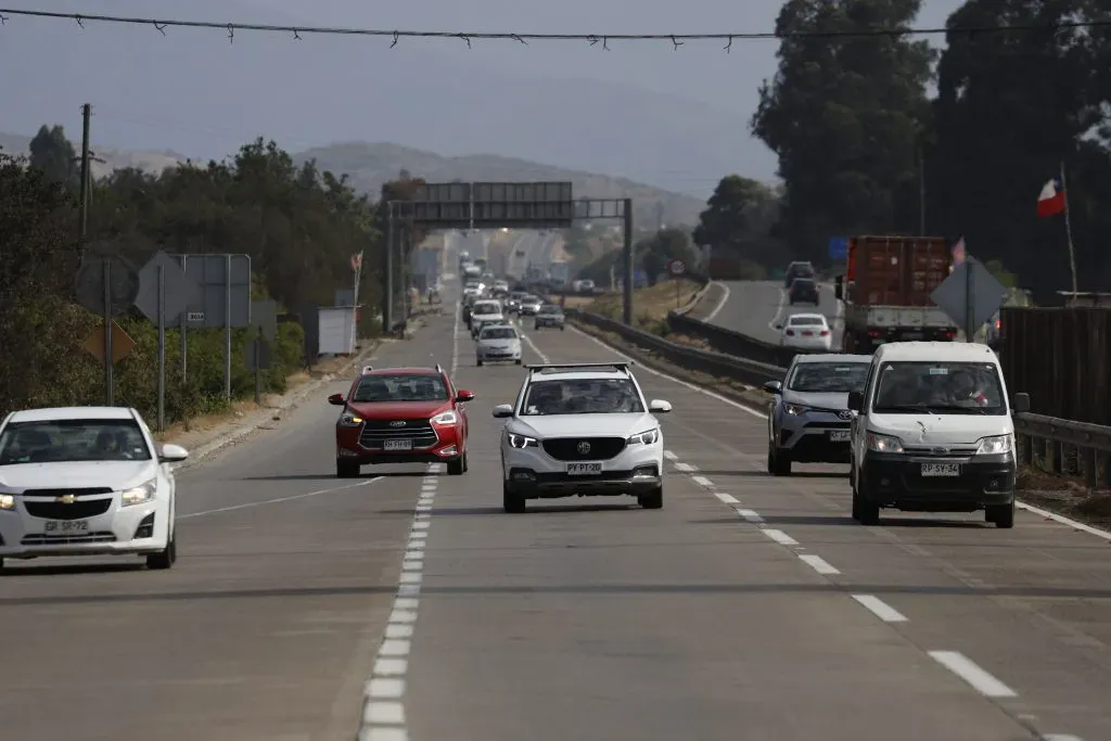 Los vehículos particulares tendrá hasta el 31 de marzo para pagar el Permiso de Circulación 2024 (Foto: Raul Zamora/Aton)