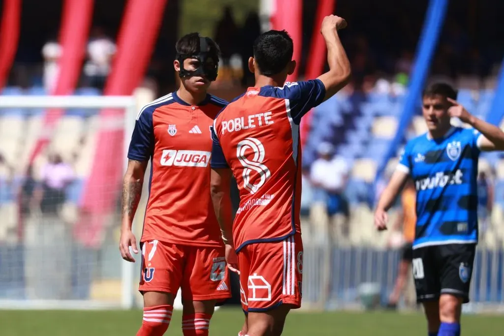 Maxi Guerrero jugó enmascarado en el amistoso ante Huachipato en Concepción | Photosport