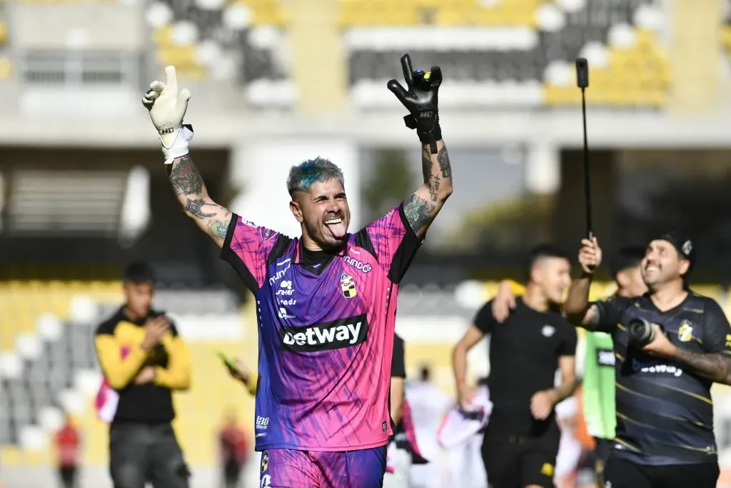 Diego Sánchez está motivado: quiere que su nivel en Coquimbo Unido lo lleve nuevamente a la Roja. (Alejandro Pizarro Ubilla/Photosport).