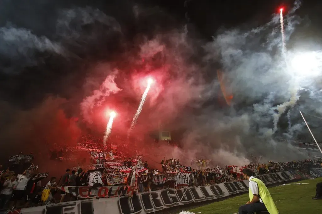 En Colo Colo quieren evitar cualquier incidente, como en Mendoza. Foto: Jonnathan Oyarzun/Photosport