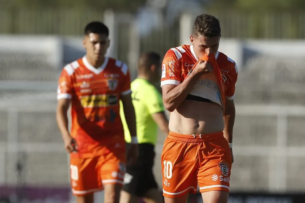 Cobreloa lo pasó muy mal en su visita a Palestino | Photosport