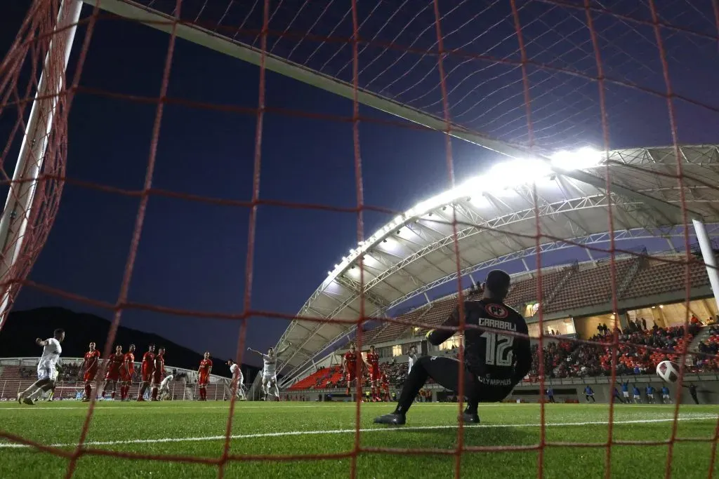 Unión La Calera y Deportes Iquique jugarán sin público en el Nicolás Chahuán | Photosport