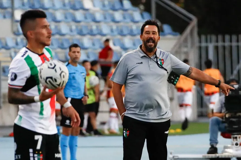 Palestino guardó a Bryan Carrasco y Gonzalo Sosa ante la UC | Photosport