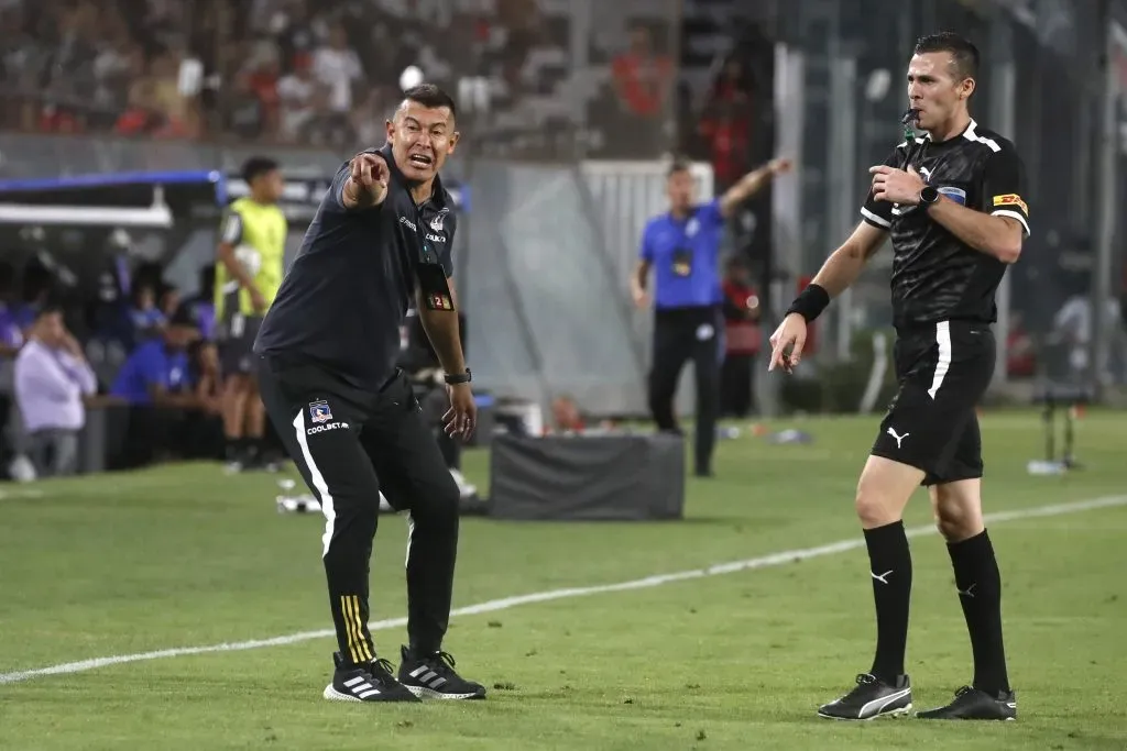 El ciclo de Jorge Almirón en Colo Colo ha iniciado de buena manera. Imagen: Photosport.