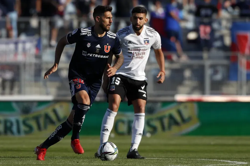 Joaquín Larrivey recuerda su paso en la U. Foto: Andres Pina/Photosport