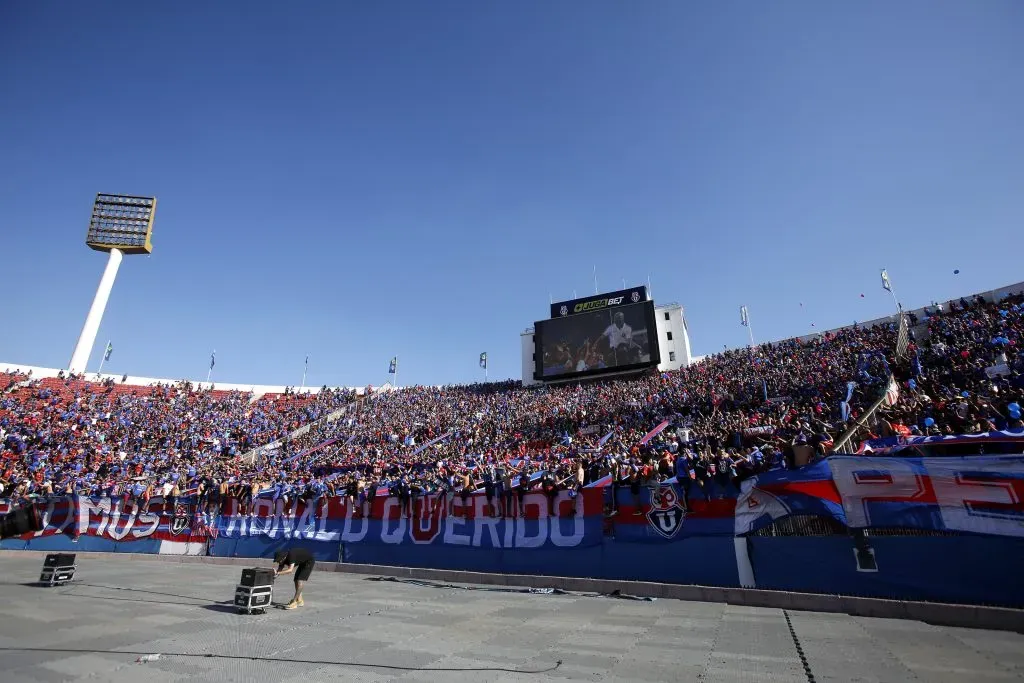 La U dispondrá de 35 mil entradas para el sábado. Foto: Jonnathan Oyarzun/Photosport