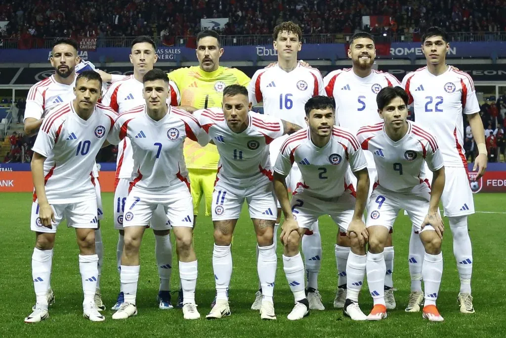 Eduardo Vargas marca el primer gol de la selección chilena de Ricardo Gareca.