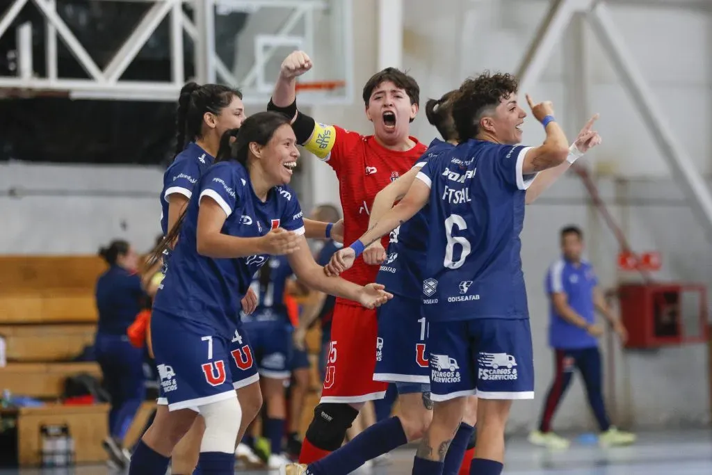 Las Leonas festejaron en Maipú. Foto: Sebastián Ñanco.