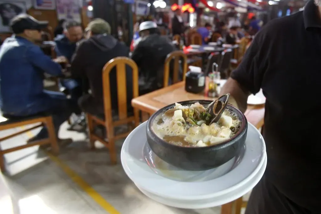 Mariscos en el mercado central – ATON.