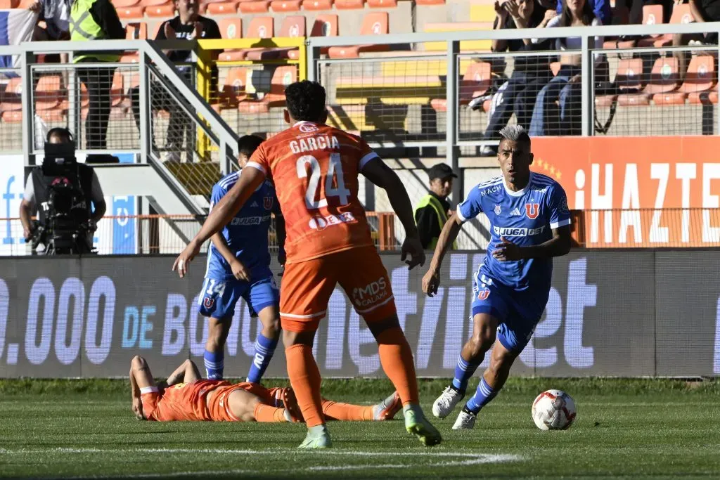 Leandro Fernández es clave en el juego de la U. Foto: Pedro Tapia/Photosport