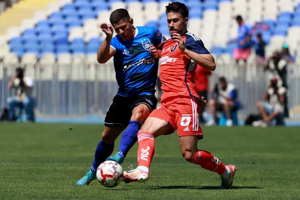 Gómez debía pelear el puesto con Fabián Hormazábal, donde ha quedado muy atrás por su lesión. Foto: Eduardo Fortes/Photosport