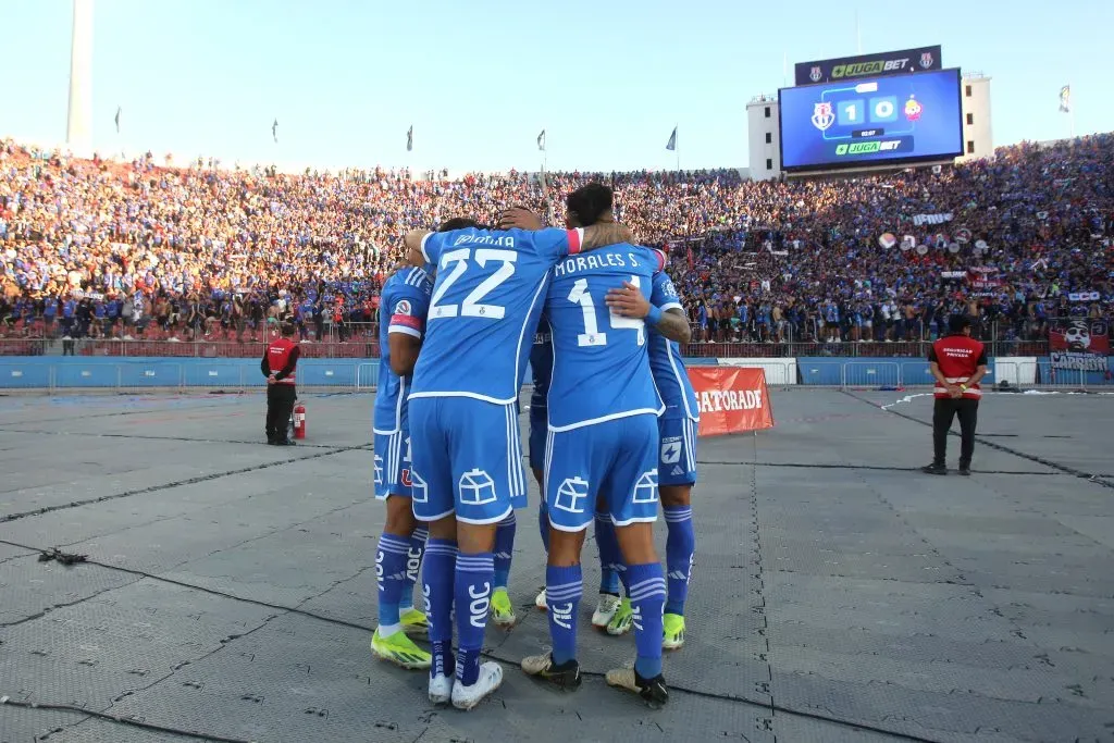 El duelo con los piratas será una fiesta en el Estadio Nacional. Foto: Jonnathan Oyarzun/Photosport