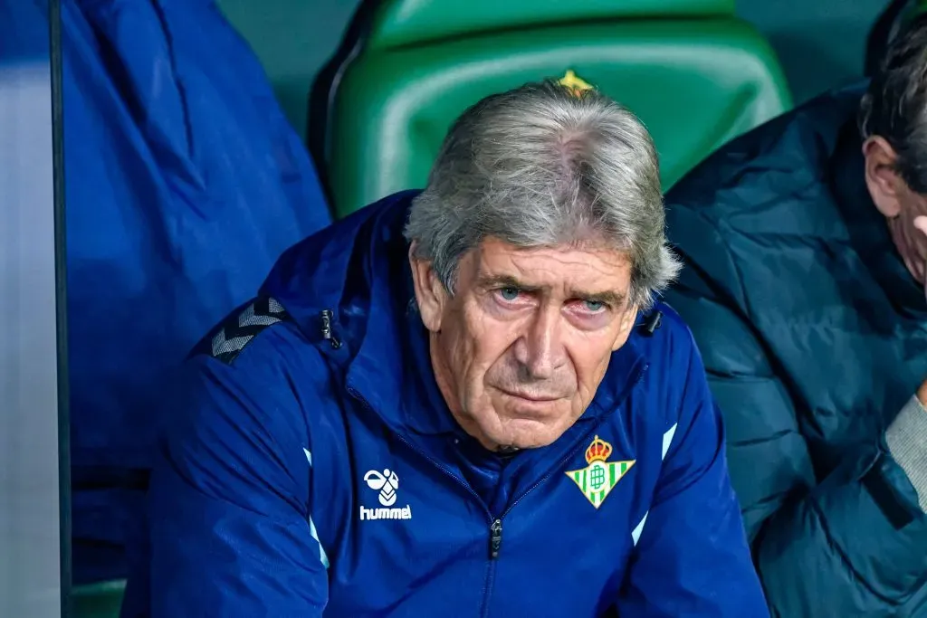 Pellegrini no pierde la confianza de Real Betis pese a la mala campaña.