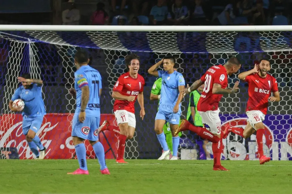 Castillo celebra su gol en Iquique