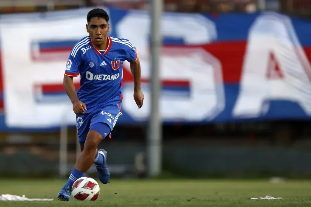 Renato Cordero tiene una gran chance en la U. Foto: Andres Pina/Photosport
