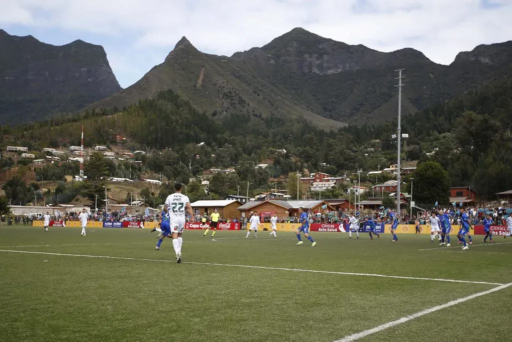 Juan Fernández enfrentó a un equipo profesional por primera vez en su historia | Carlos Parra/Comunicaciones FFCH