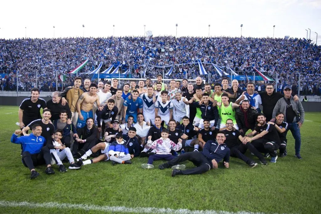 Vélez celebra el triunfo ante Argentinos Juniors por penales