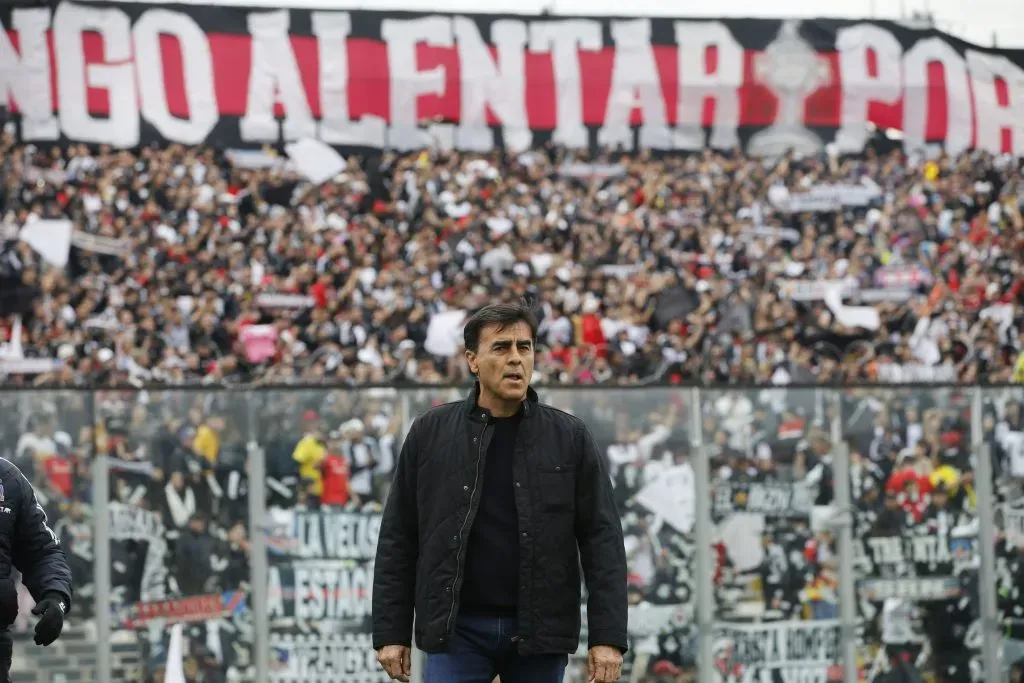 A Quinteros le gustaría volver a Colo Colo, aunque ahora quiere seguir en Argentina | Photosport