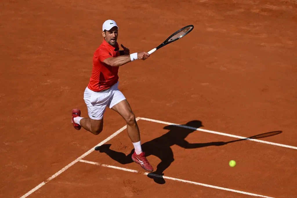 Djokovic no pudo hacer nada ante Tabilo.  (Photo by Mike Hewitt/Getty Images)