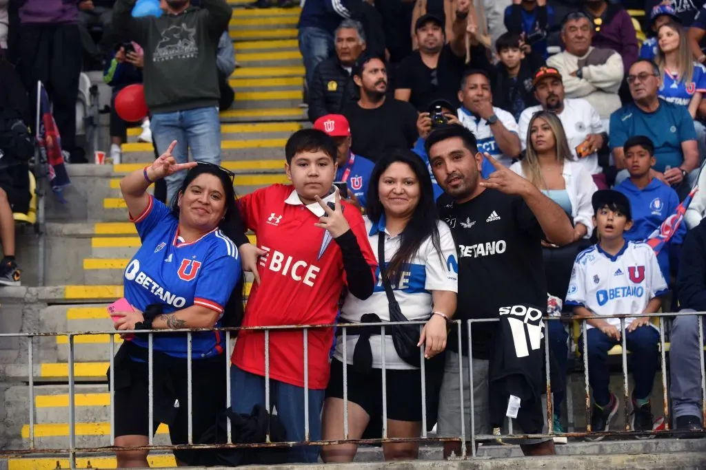 Los hinchas de la UC no podrán estar presentes en el Estadio Nacional. Foto: Alejandro Pizarro Ubilla/Photosport