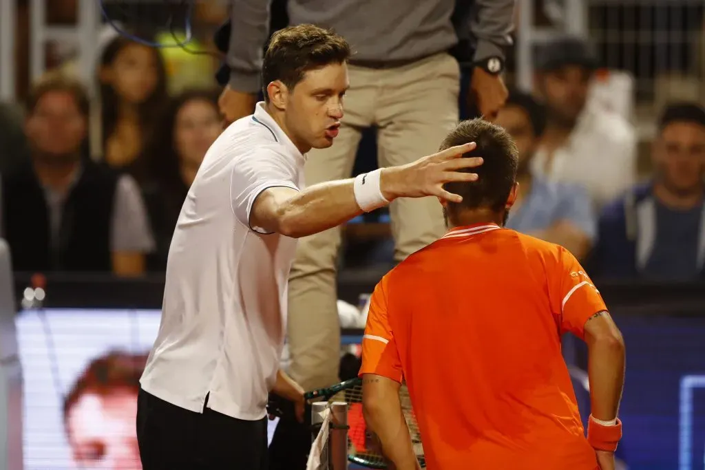 Jarry con Moutet discutieron tras el final del partido en Santiago