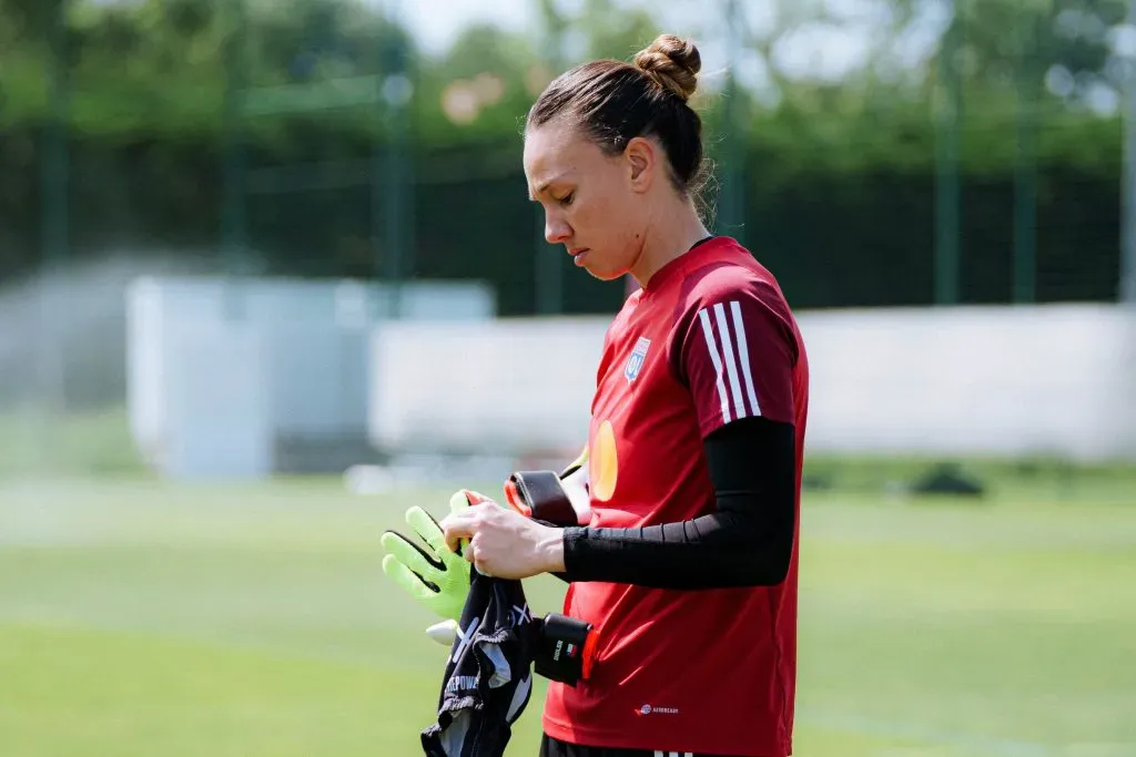 Christiane Endler será titular ante Barcelona en la Final de Champions Femenina (@OLfeminin)