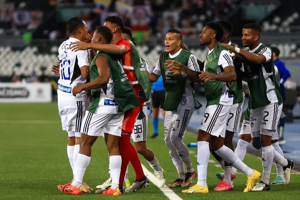 Junior le ganó a Botafogo en Río  (Photo by Buda Mendes/Getty Images)