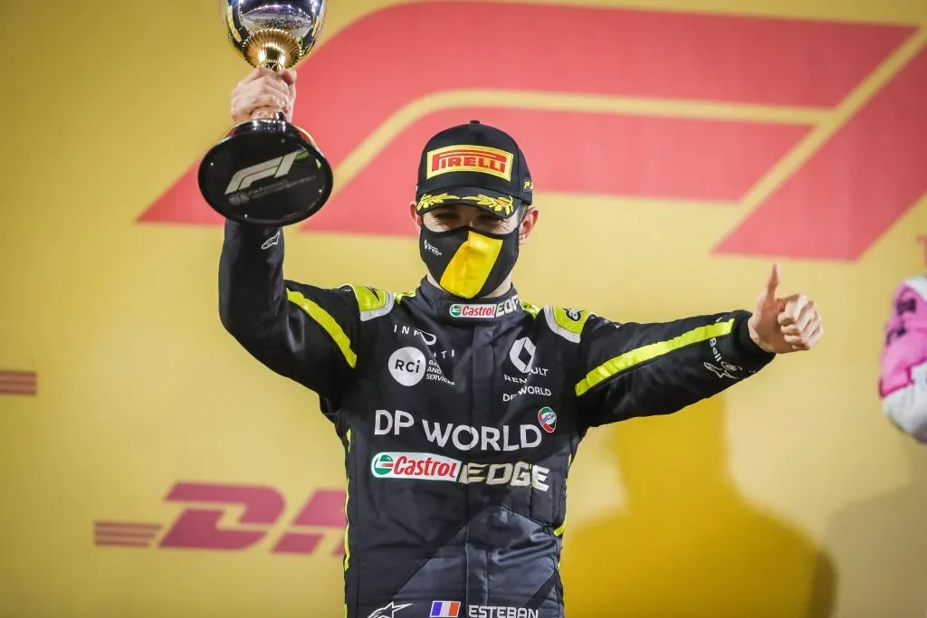 Esteban Ocon fue segundo en el Gran Premio de Bahrein 2020 por detrás de Sergio Pérez y de Lance Stroll. (Imago).