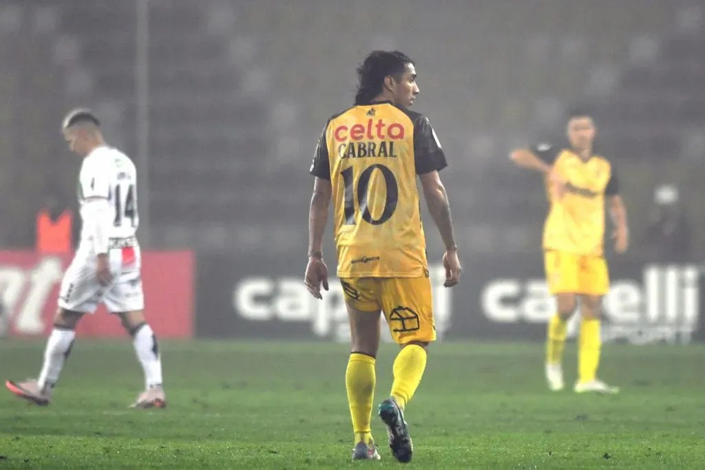 Luciano Cabral parece haber jugado por última vez en Coquimbo Unido frente al Tino. (Alejandro Pizarro Ubilla/Photosport).