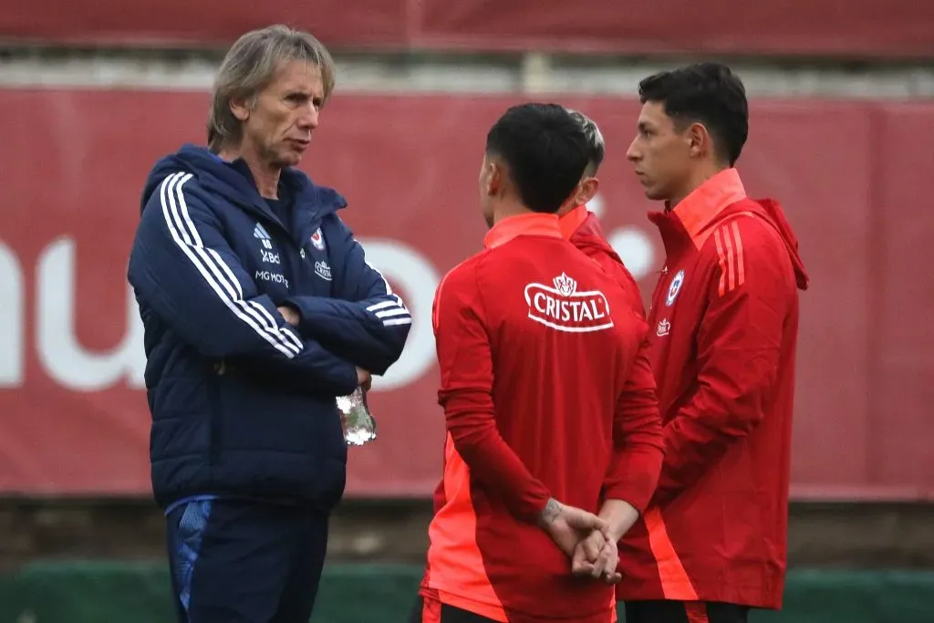 Milad asegura que Gareca no quiso jugar el amistoso contra Bolivia y es responsabilidad del Tigre llenar la nómina de 26 jugadores.